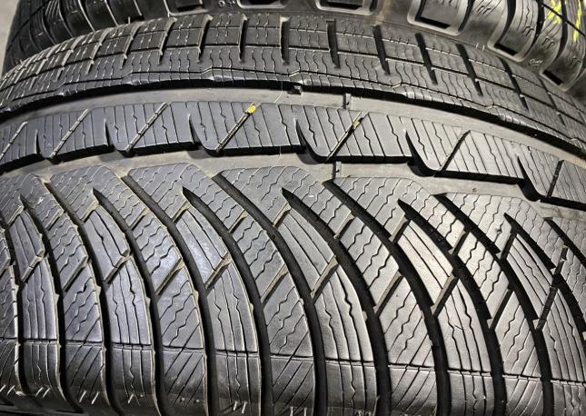 Michelin Pilot Alpin Radial XSE 235/45 R18 98V