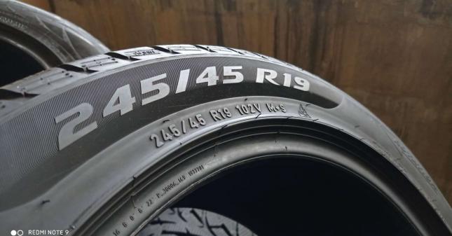 Pirelli Winter Sottozero 3 245/45 R19