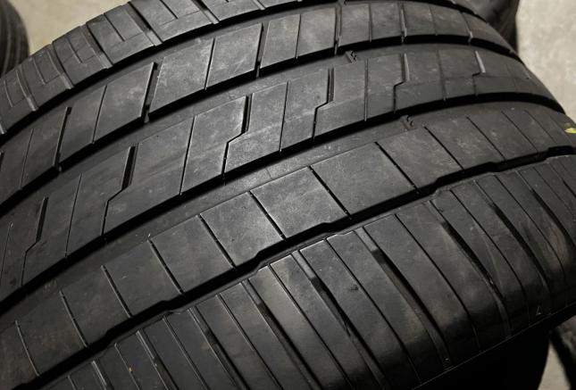 Hankook Ventus S1 Evo 3 K127B 315/35 R21