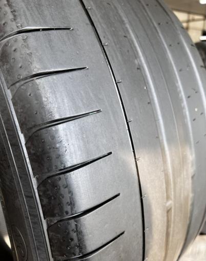 Yokohama Advan Sport V107 285/45 R22 и 325/40 R22