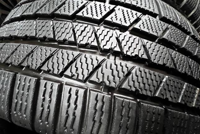 Continental ContiCrossContact Winter 275/45 R21