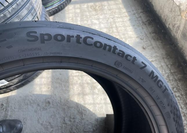 Continental ContiSportContact 7 295/35 R21 103Y