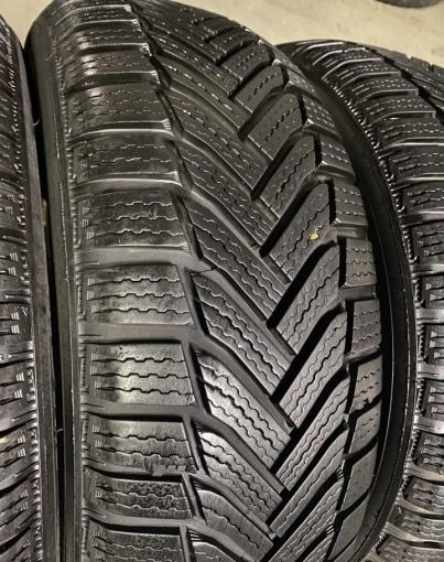 Michelin Alpin 6 205/55 R16