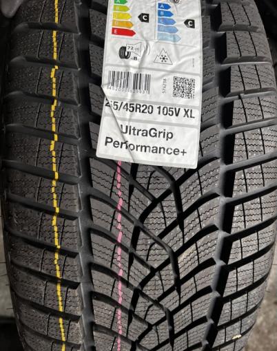 Goodyear UltraGrip Performance+ 255/45 R20