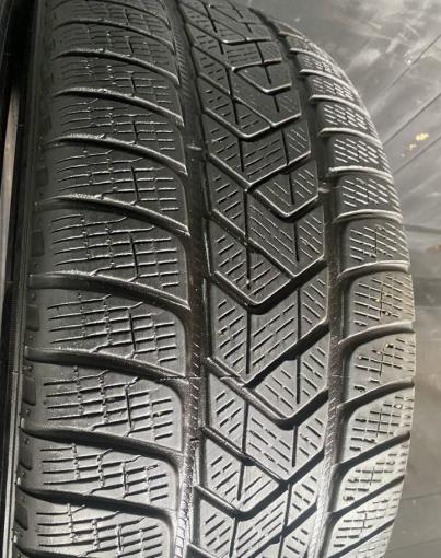 Pirelli Scorpion Winter 235/60 R18