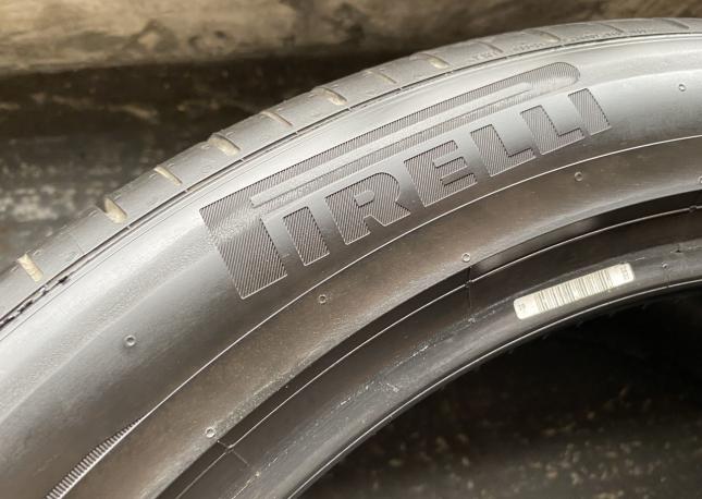 Pirelli P Zero PZ4 285/40 R21 109Y