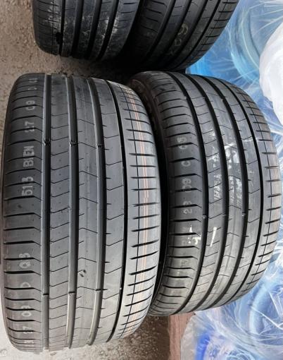 Pirelli P Zero PZ4 315/35 R21 и 275/40 R21