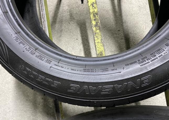 Dunlop Enasave EC300 215/60 R17