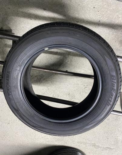 Yokohama BluEarth RV-01 215/60 R17