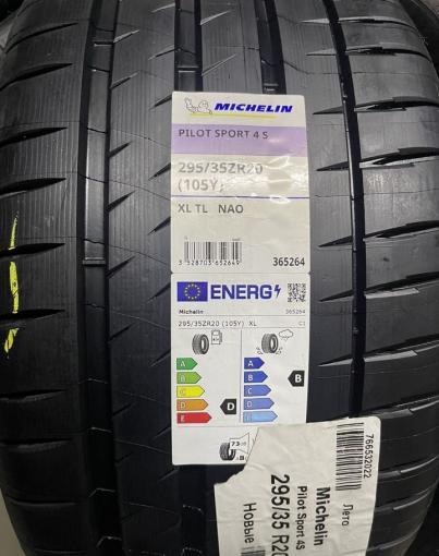 Michelin Pilot Sport 4 S 295/35 R20 105Y