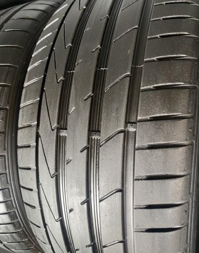 Hankook Ventus S1 Evo 2 K117 245/45 R19 и 275/40 R19