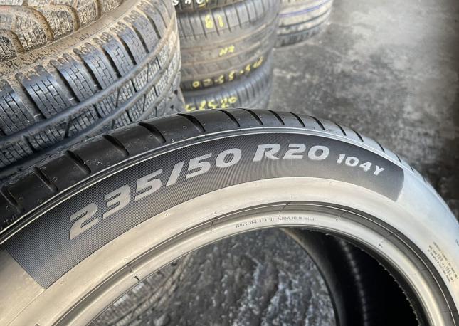 Pirelli P Zero PZ4 L.S. 235/50 R20 104Y