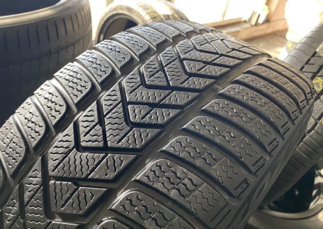 Pirelli Winter Sottozero 3 245/40 R18 97V