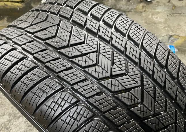 Pirelli Scorpion Winter 285/40 R21 109V