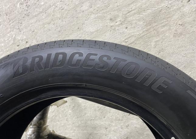 Bridgestone Turanza T005A 225/55 R17