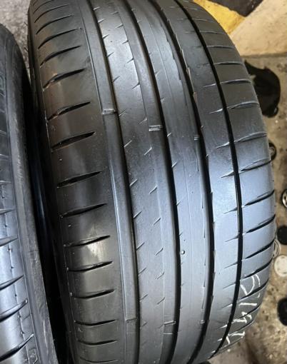 Michelin Pilot Sport 4 255/40 R19