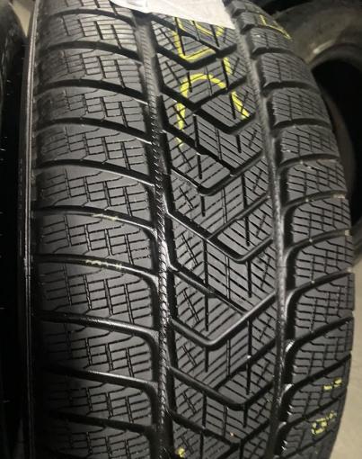 Pirelli Scorpion Winter 235/55 R19