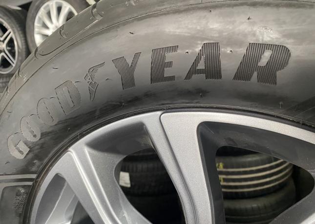 Goodyear Eagle F1 Asymmetric 3 255/55 R19 111Y