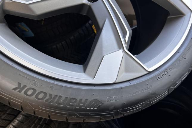 Hankook Ventus S1 Evo 3 K127 285/35 R22