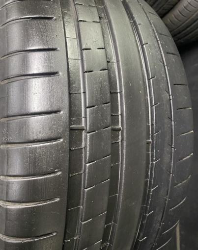 Michelin Pilot Super Sport 255/45 R19