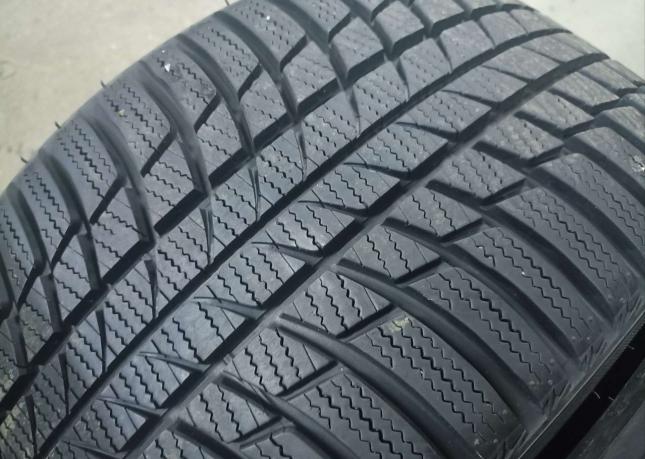 Bridgestone Blizzak LM-001 255/40 R18 и 225/45 R18