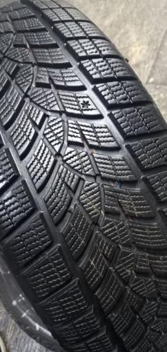 Goodyear UltraGrip Performance 235/60 R18 107T