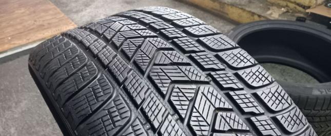 Pirelli Scorpion Winter 285/40 R21 109V