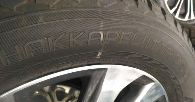 Nokian Tyres Hakkapeliitta 9 SUV 285/50 R20