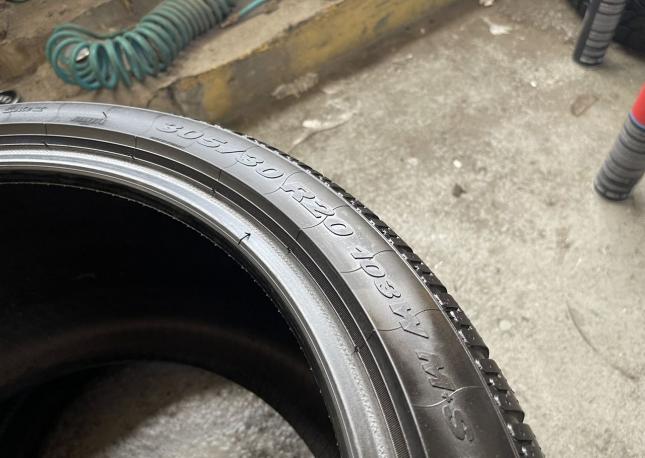 Pirelli Winter Sottozero II 305/30 R20 103W