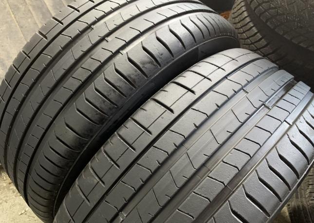 Pirelli P Zero PZ4 275/45 R21 107Y