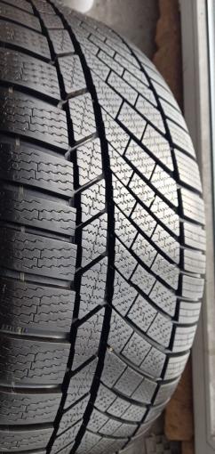 Continental ContiWinterContact TS 830 P 245/35 R19 93W