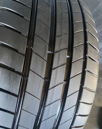 Bridgestone Turanza T005 225/35 R19