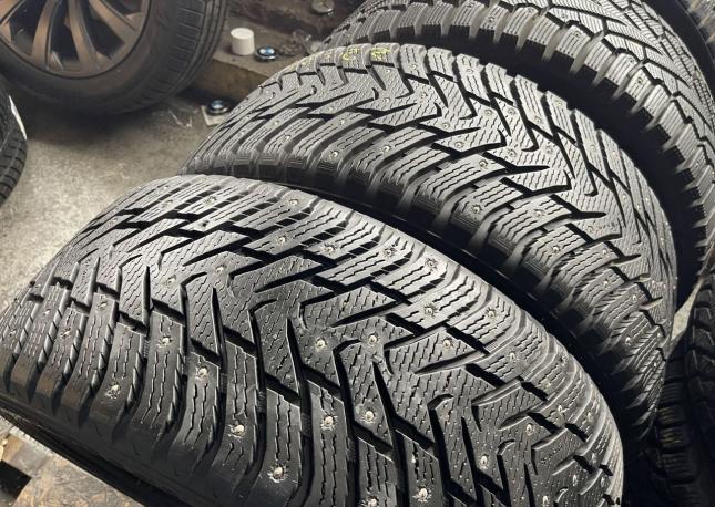 Nokian Tyres Hakkapeliitta 8 SUV 265/40 R21 T