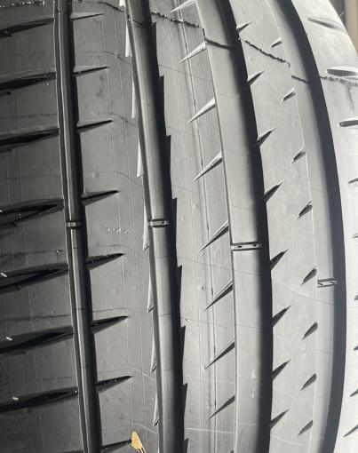 Michelin Pilot Sport 4 S 255/40 R19 100Y