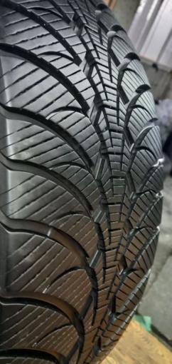 Goodyear UltraGrip Ice WRT 225/55 R18 98T