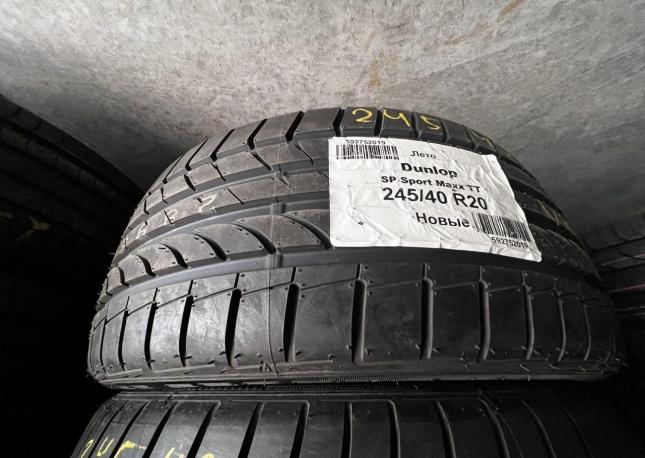 Dunlop SP Sport Maxx TT 245/40 R20