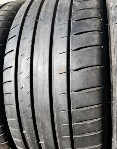 Michelin Pilot Sport 4 245/45 R20