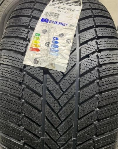 Bridgestone Blizzak LM005 DriveGuard 265/40 R20