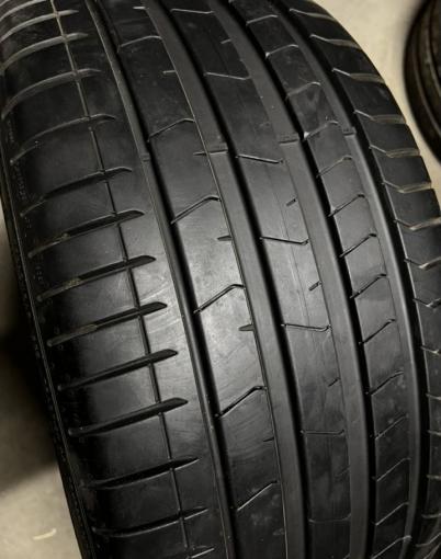 Pirelli P Zero PZ4 255/35 R21