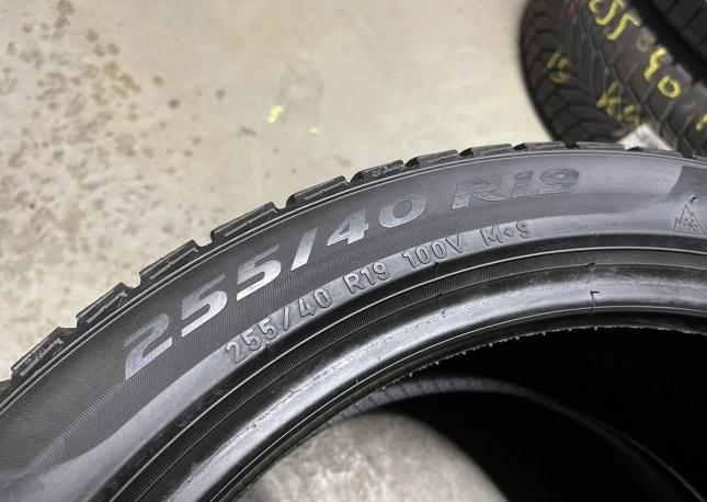 Pirelli Winter Sottozero 3 255/40 R19 100V