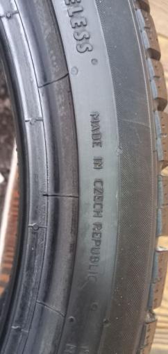 Continental ContiWinterContact TS 830 P 245/35 R19 93W