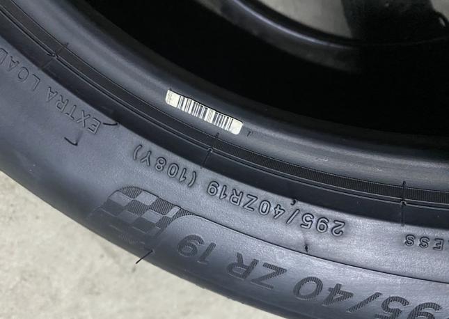 Michelin Pilot Sport 4 295/40 R19 108Y