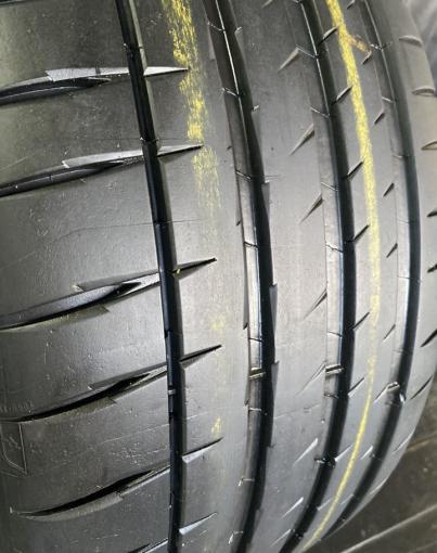 Michelin Pilot Sport 4 S 255/35 R19