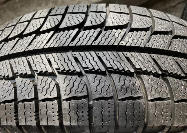 Michelin X-Ice 3 185/65 R15 92T