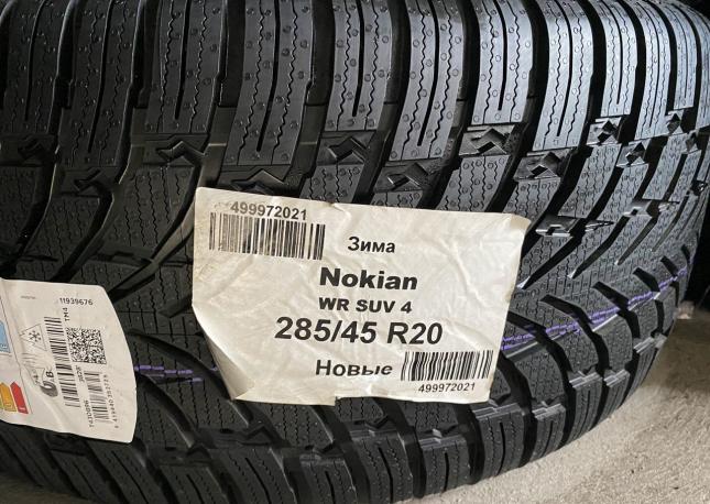 Nokian Tyres WR A4 285/45 R20 112V