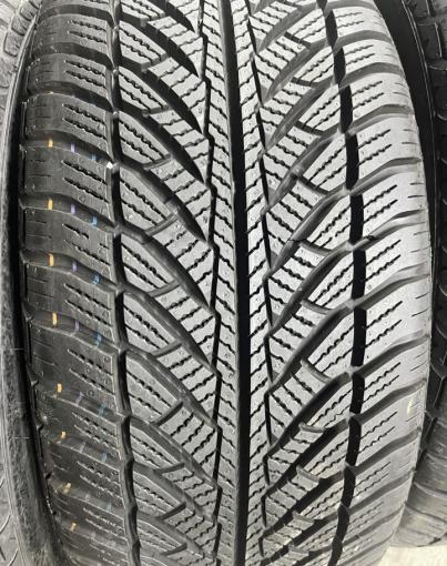 Goodyear UltraGrip 8 Performance 245/45 R18 100V