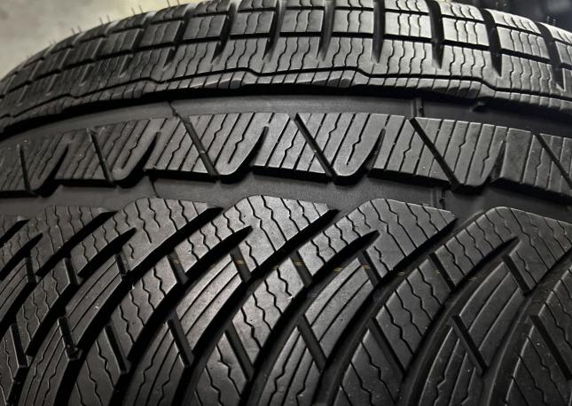 Michelin Pilot Alpin PA4 245/45 R18