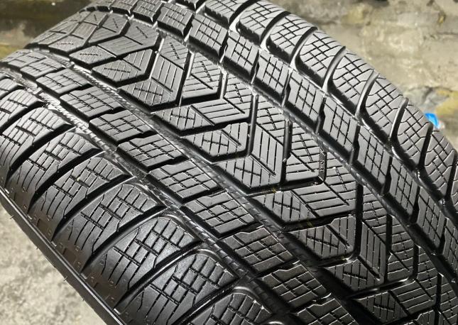 Pirelli Scorpion Winter 285/40 R21 109V