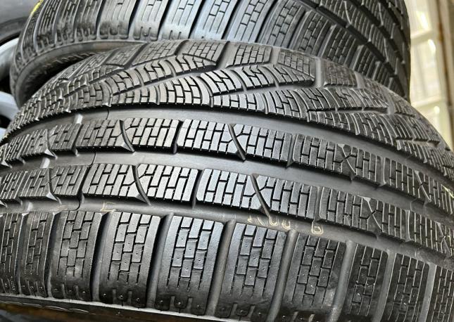 Pirelli Winter Sottozero 295/30 R19