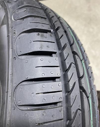 Tyfoon Connexion 2 145/70 R13